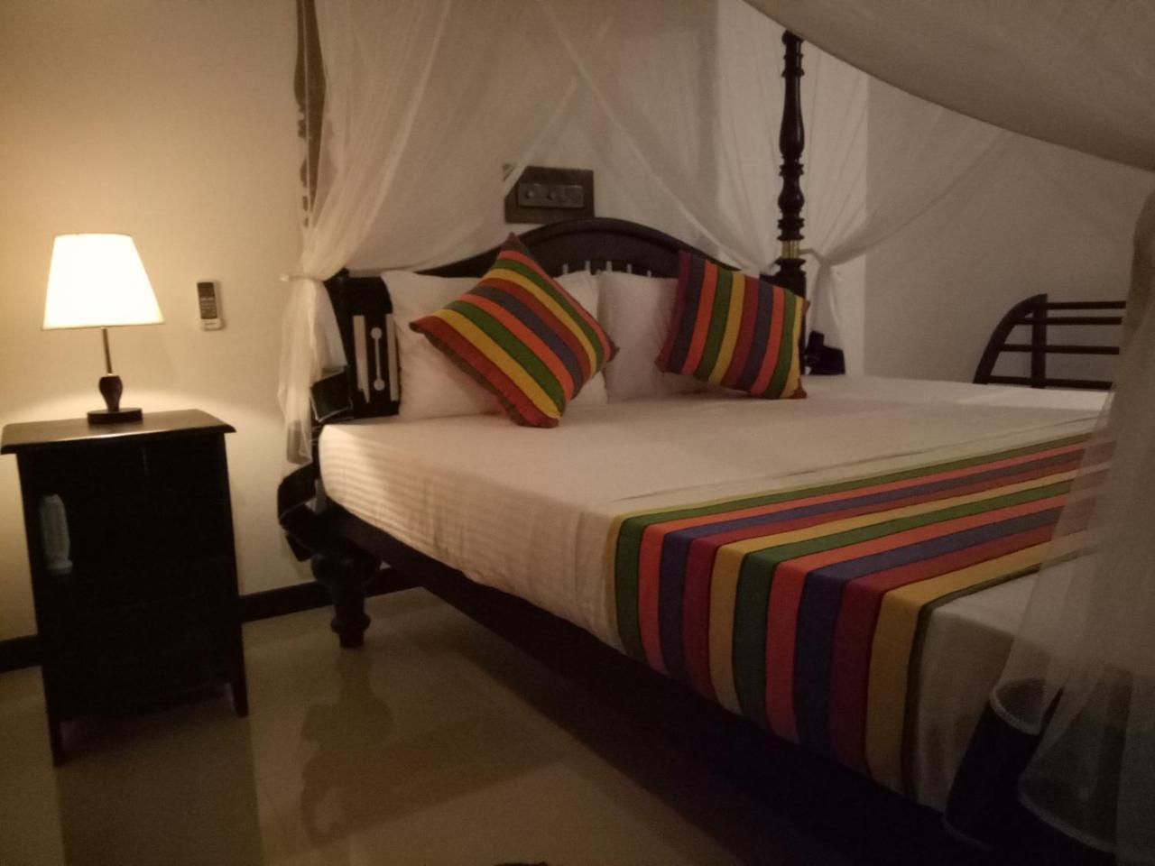 Janu Homestay Tangalle Kültér fotó